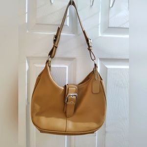 Vintage Coach Tan  Hobo Leather Woman’s Shoulder Bag Good Condition